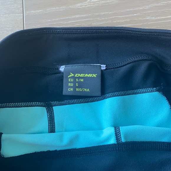 Demix training leggings, size S - Picture 4 of 4